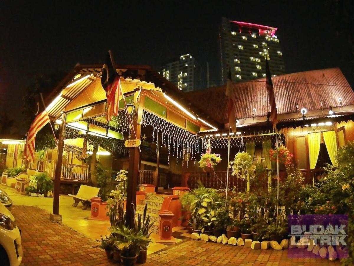 Joka-Joka Guesthouse Malacca Extérieur photo